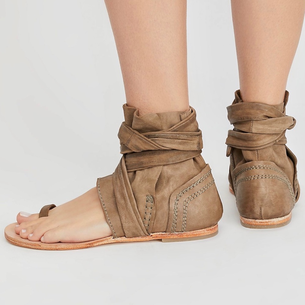 Free People Last one! flat bootie sandal Boho Sz 7 - Picture 3 of 7